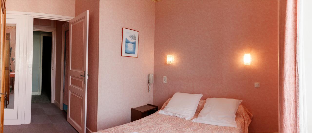 Castel Regina Hotel Chatel-Guyon Exterior photo